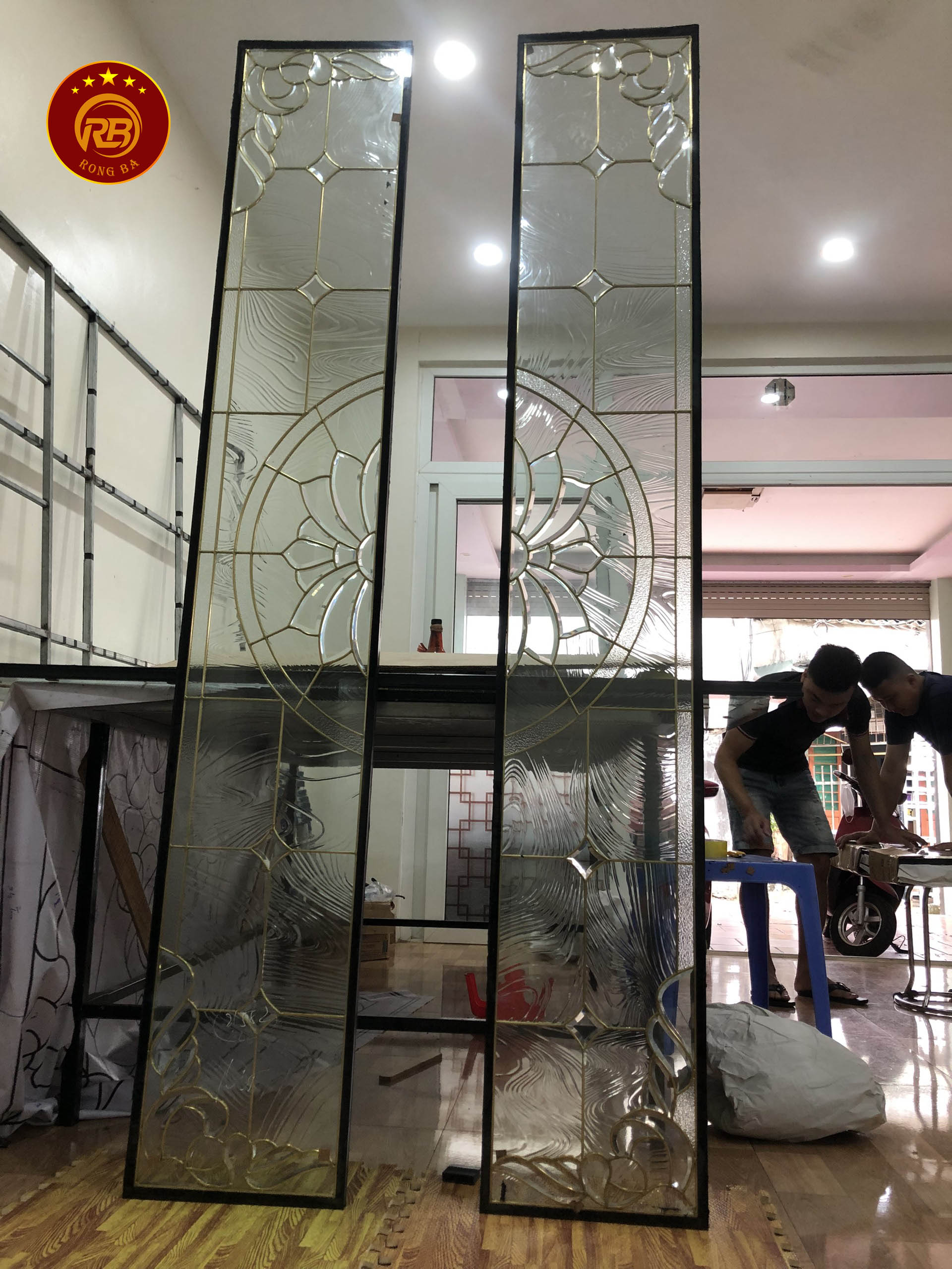 kính hoa đồng tại cần thơ 11