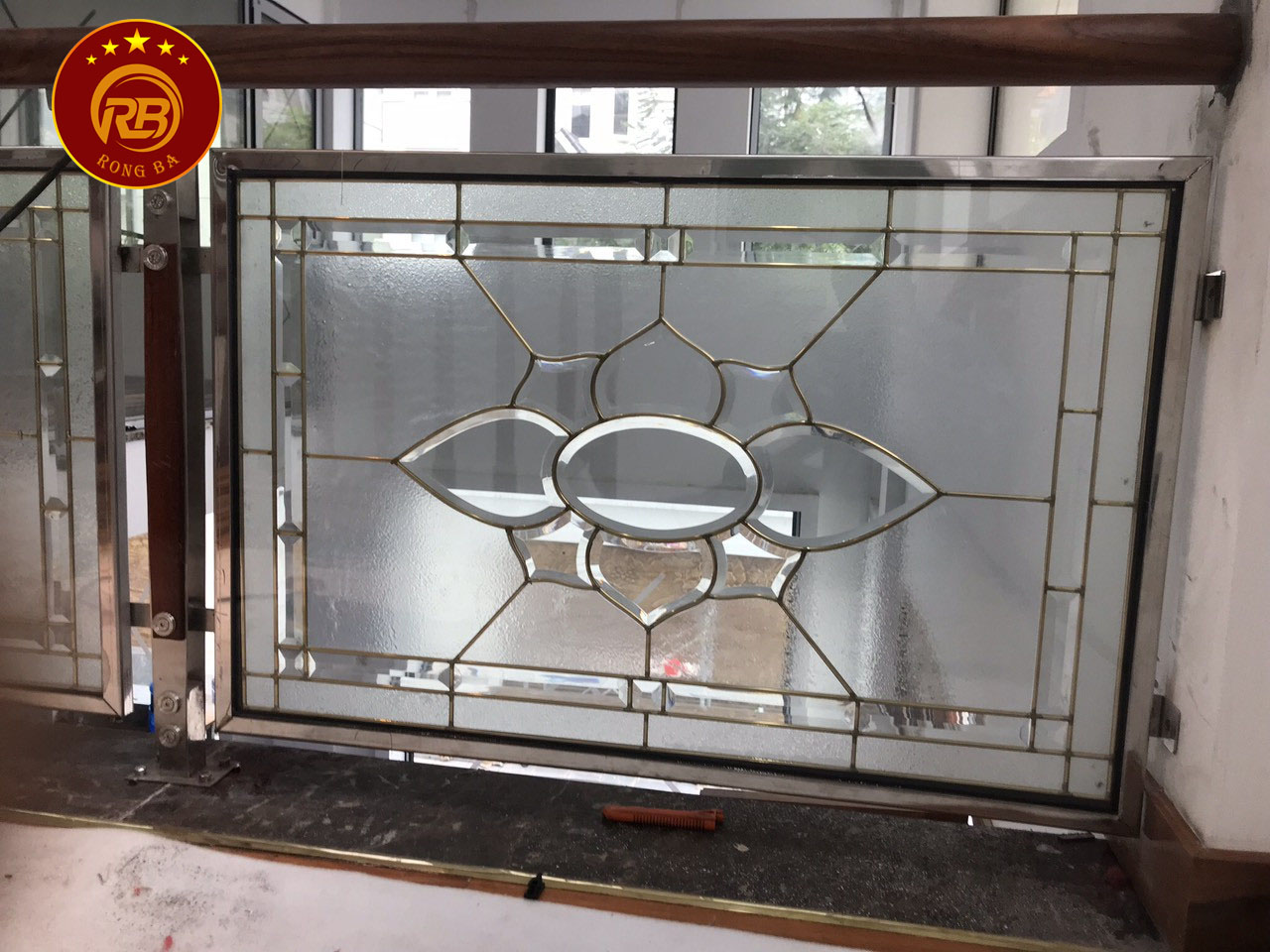 kính hoa đồng tại cần thơ 3