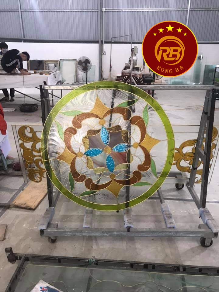 Dòng kính hoa đồng tại khánh hòa với thiết độc đáo, sang trọng nhất 1