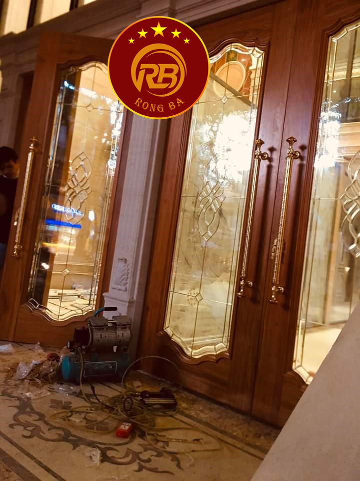 Cửa kính hoa đồng 101