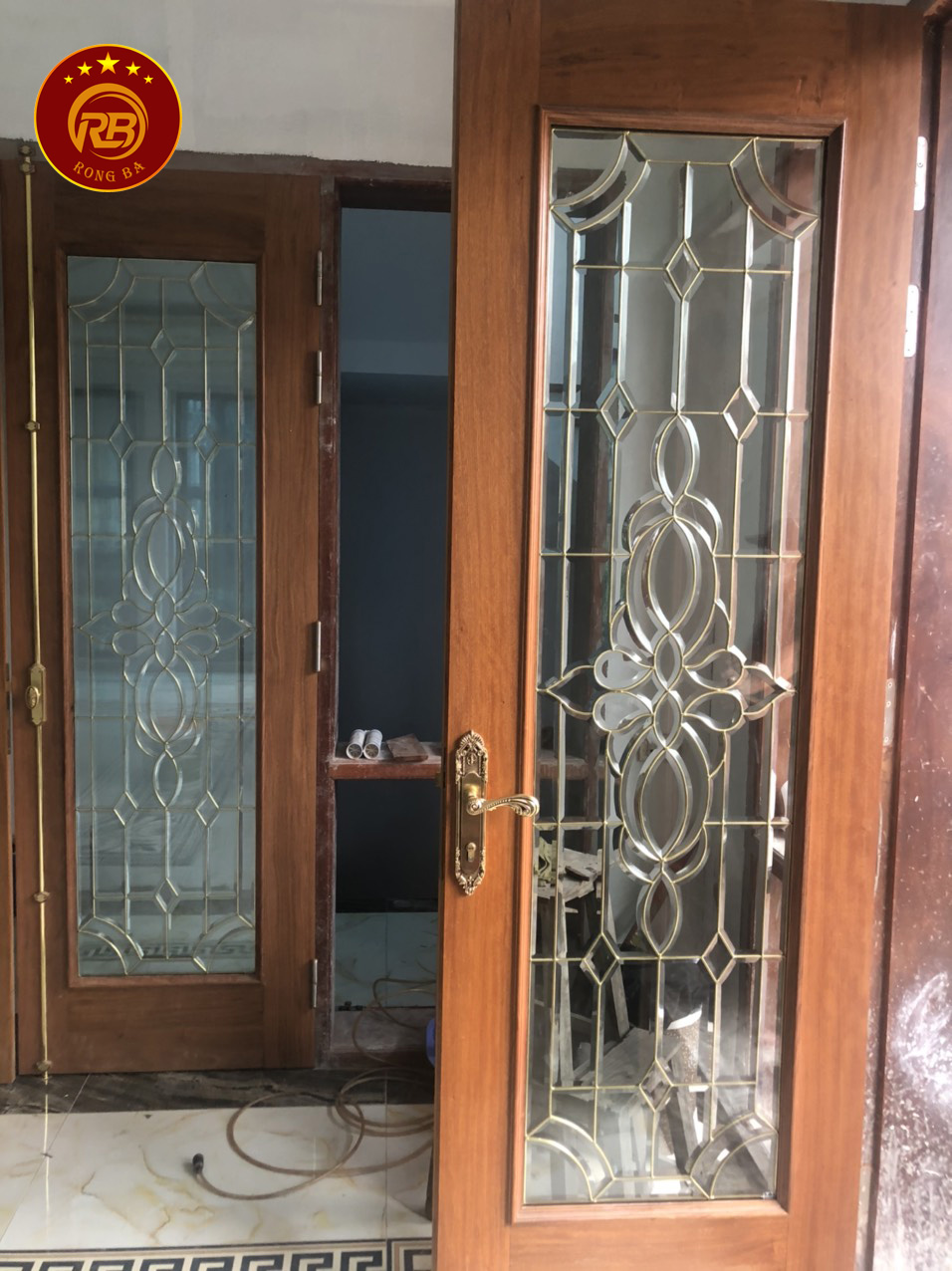 Cửa kính hoa đồng 116