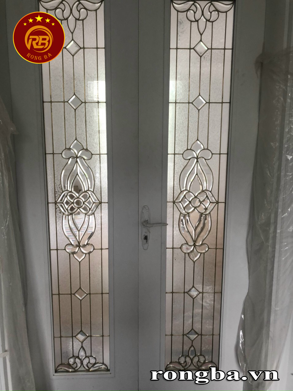 Cửa kính hoa đồng 12