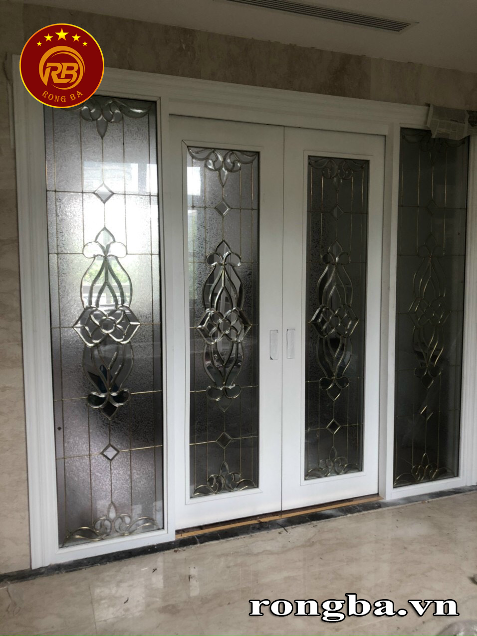 Cửa kính hoa đồng 68