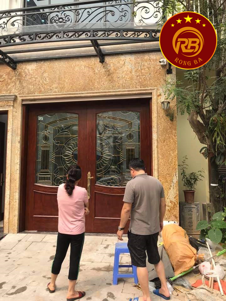 Cửa kính hoa đồng 79
