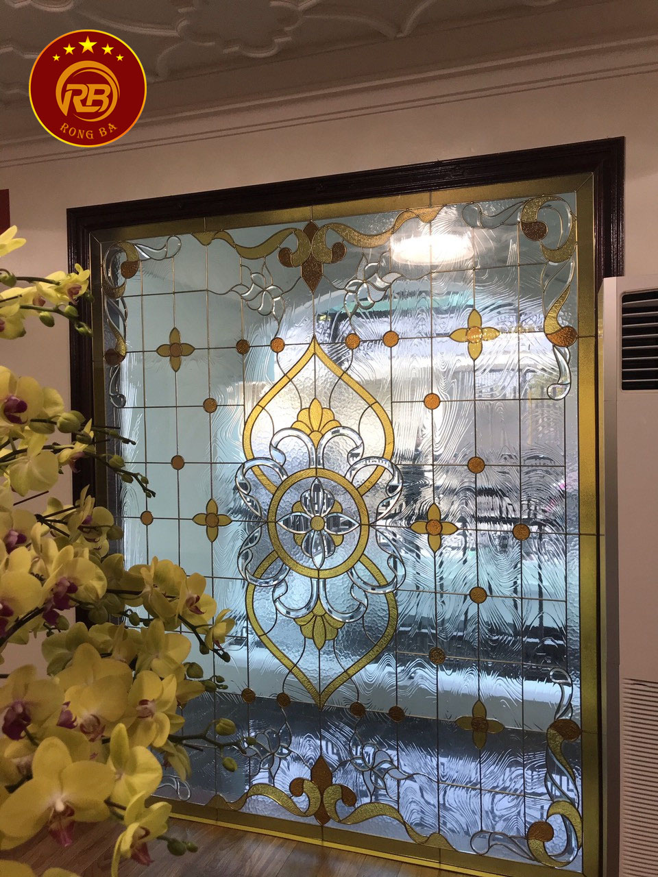 Tranh vách kính hoa đồng 185