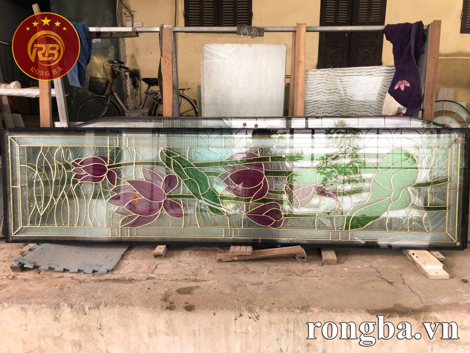 Tranh vách kính hoa đồng 193