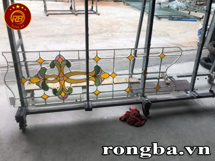 Tranh vách kính hoa đồng 194