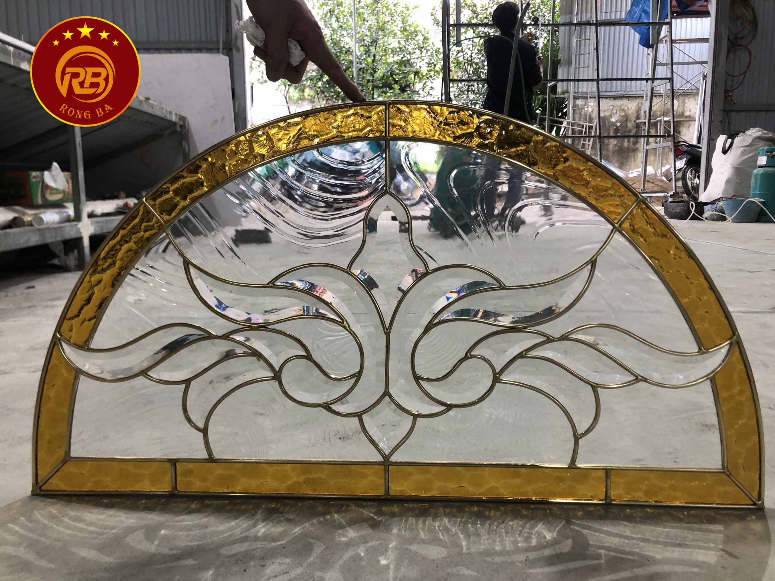 Tranh vách kính hoa đồng 221