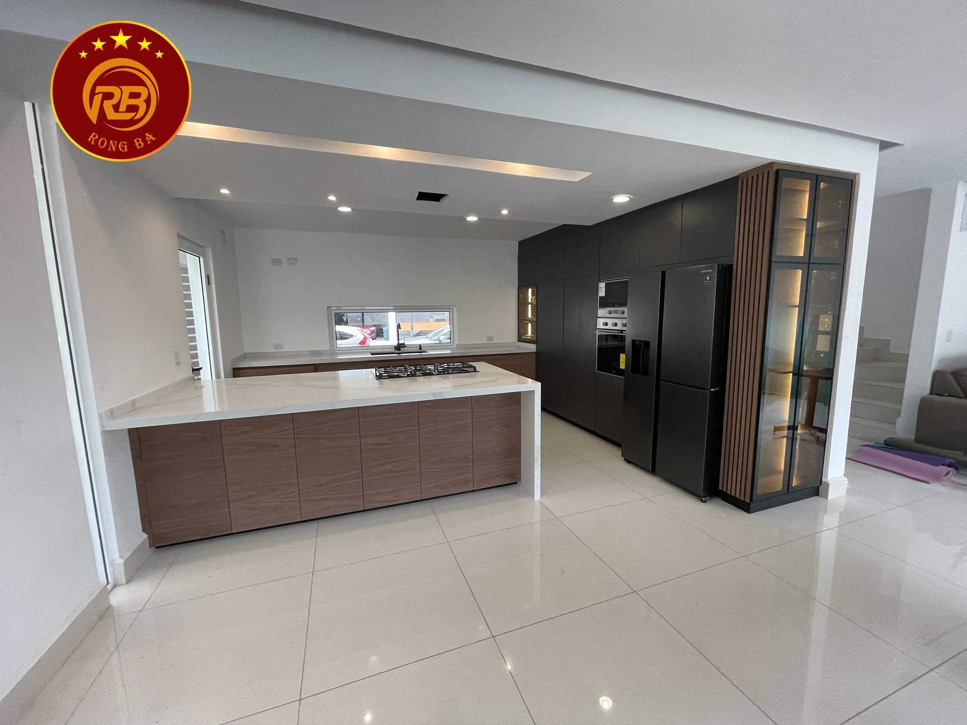 tủ bếp gỗ óc chó tại Đắk Nông